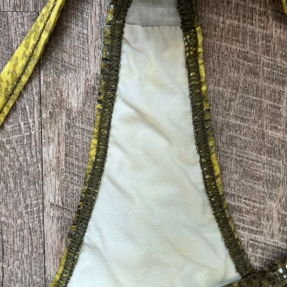 Sauvage Green Shiny Wrap Thong Bikini Set - Picture 15 of 15